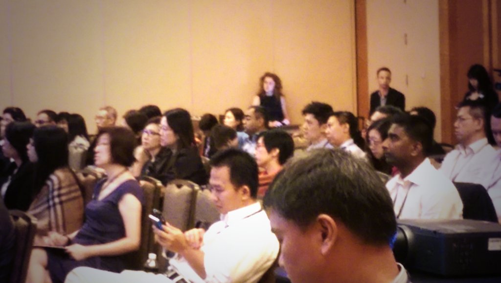 mihalynagy's tweet photo. #wfas2015 panel debate with an attentive audience at the Singapore Workforce Analytics Summit. #HRanalytics https://t.co/xVHvFUX3ey