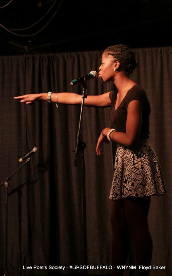 amanipoet's tweet photo. #LiPSOFBUFFALO Buffalo I LOOOVE YOUUUU @LiPSofBuffalo 😊✨😘😍 yall beautiful ... thx Floyd @BenBrindise and https://t.co/oUdbDRRlxI
