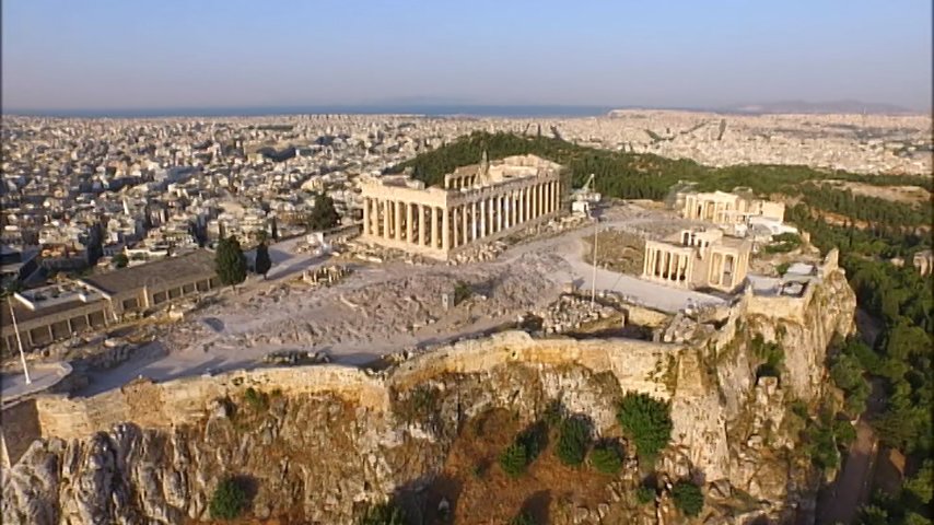 古代ギリシアの最高傑作「パルテノン神殿」は、40年間も修復がつづい