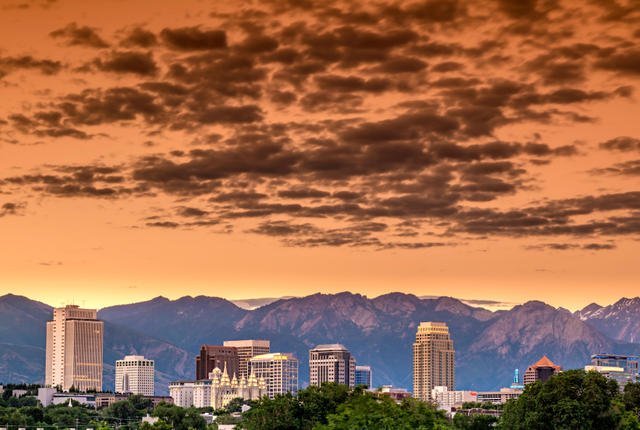 mental_floss's tweet image. 25 Things You Should Know About Salt Lake City — bit.ly/1R5sHqu