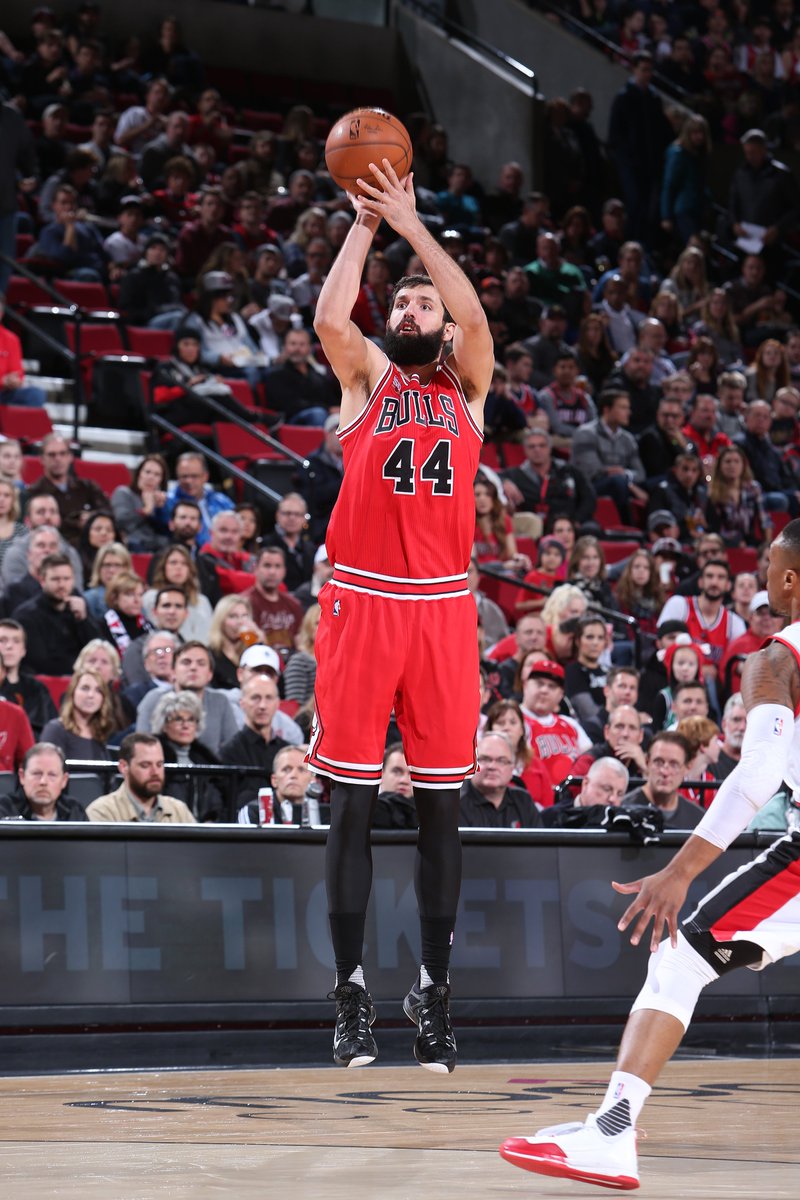 NBA's tweet photo. Mirotic and Butler have 8 each to lead the @chicagobulls over the @trailblazers at the half, 48-39. Lillard has 9. https://t.co/RxlqadRTPH