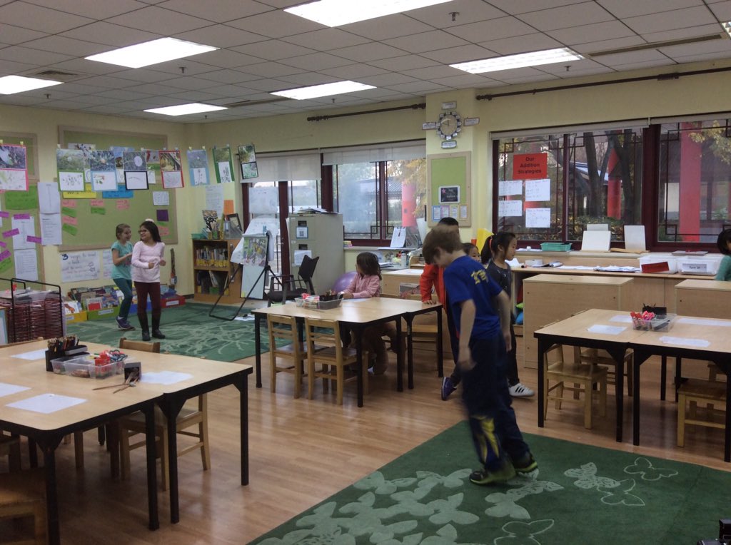 haidiwang's tweet photo. #How do we express ourselves?# Grade Two are expressing themselves in different ways! @NISChina https://t.co/eeDEEYhD0m