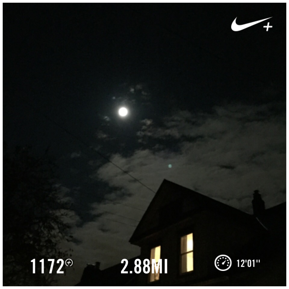 cLos07's tweet photo. First night run #winterrun #runboyrun #pdxrunner I just ran 2.88 mi with Nike+. https://t.co/Hrp2yDGwtw #nikeplus https://t.co/3VOrDtxBPb