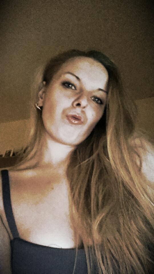 _Angela___ tweet picture