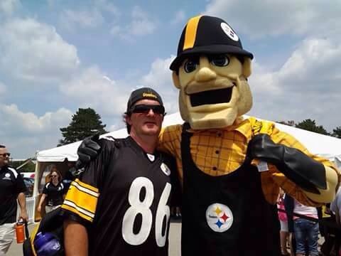 BmacMcSurdy's tweet photo. @steelers #SteelCover  Go Steelers https://t.co/6u8qWvy5sa