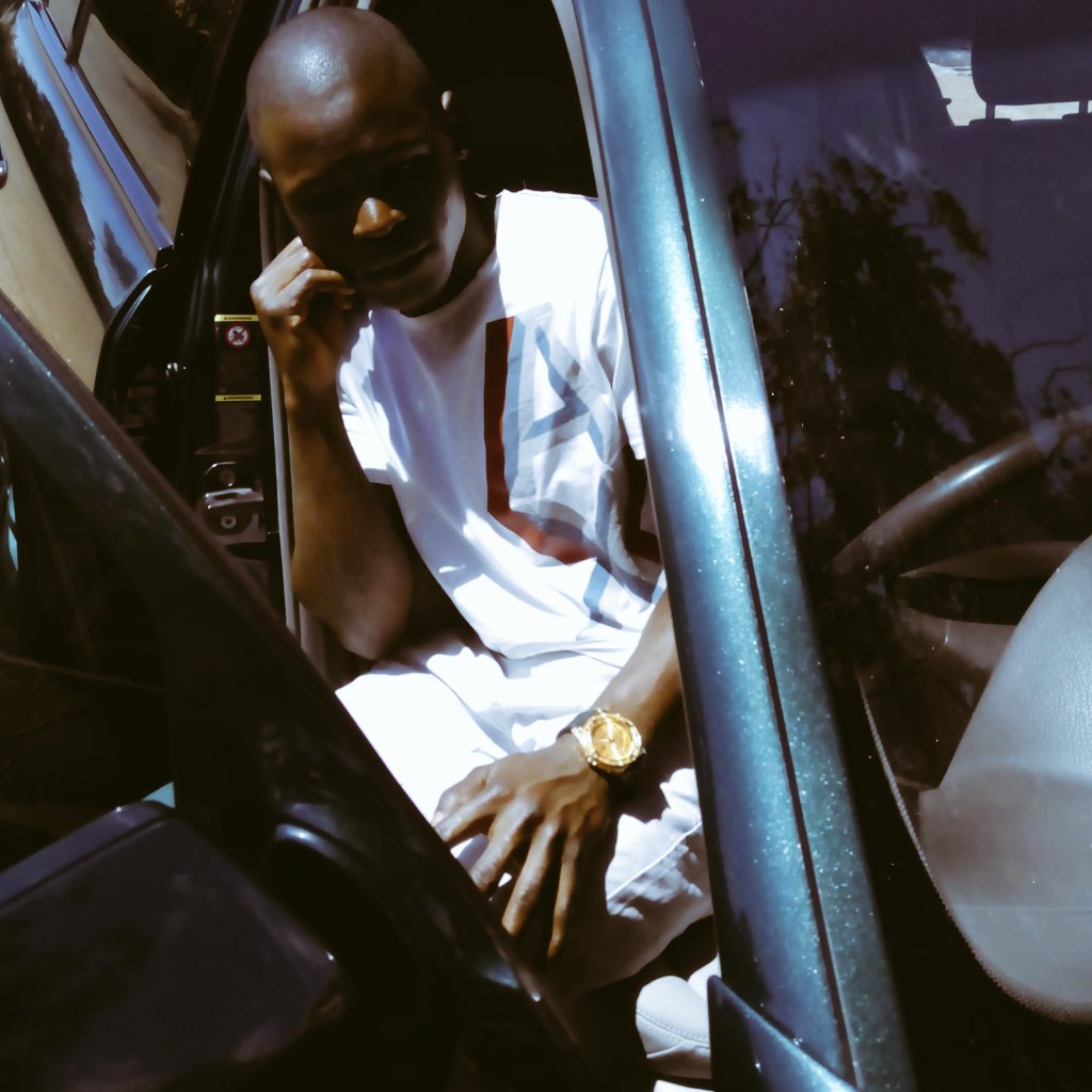 mududa23 tweet picture