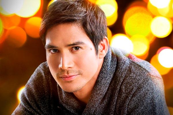 E_philippines's tweet photo. You heard it from @VickiBelo! Piolo's best-kept secret: his eyes. @pjpcom @erinlimofficial @sam_yg #ETop5 https://t.co/pNo1UE6NED