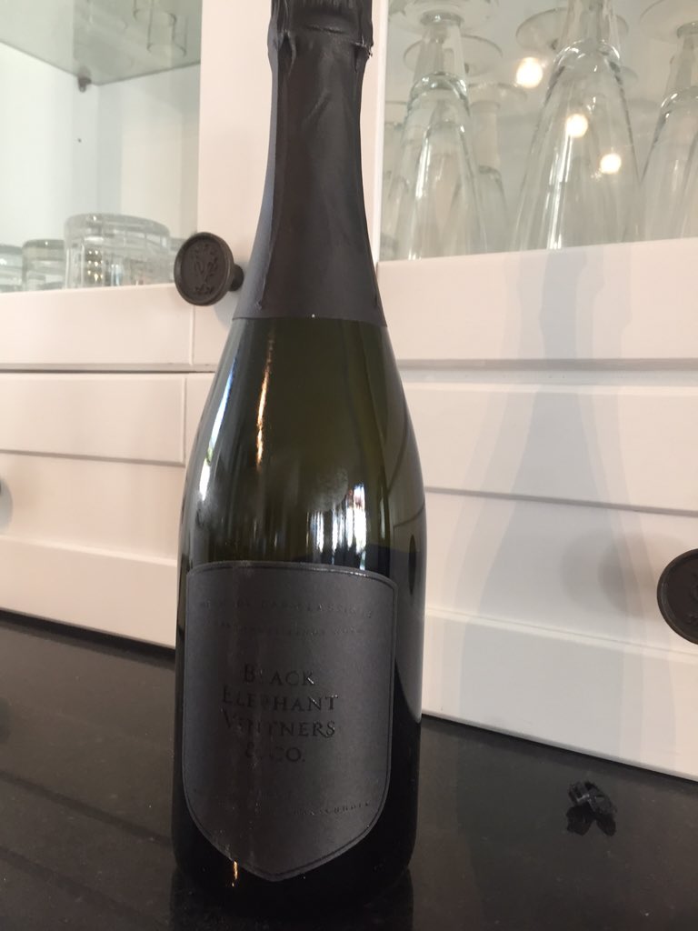 TreeSnakeWine's tweet image. Contact me to get hold of the best MCC for the festive season! Black Elephant MCC!!! My new favorite!
