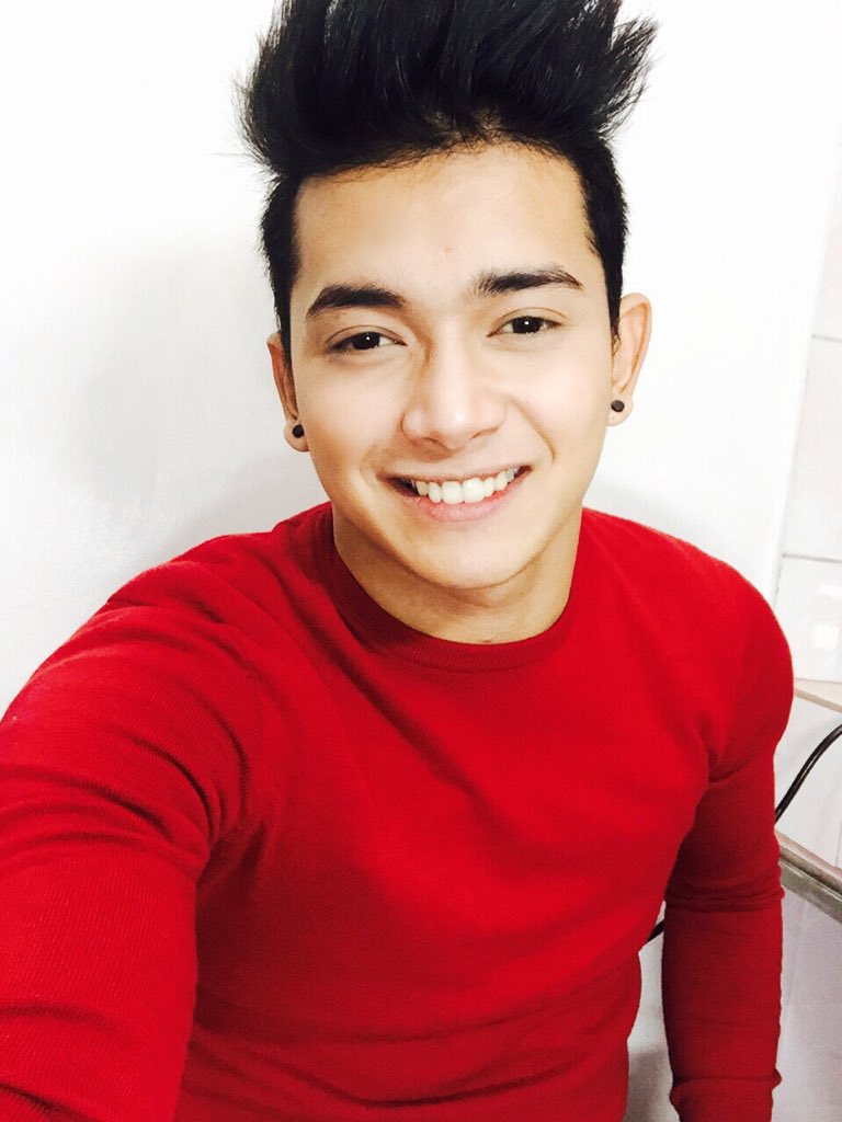 miggytolentino7's tweet photo. Don't forget to smile :) https://t.co/cpsouVGyKy