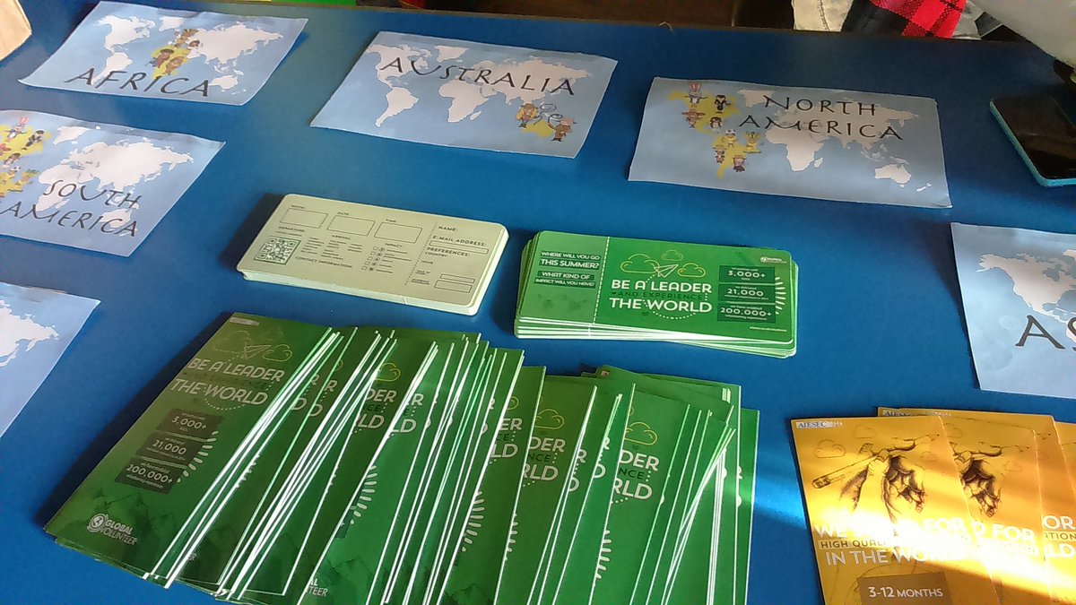OneWorldSheffSU's tweet photo. The Your Global Sheffield Fair is open in Bar One. Join us &amp; begin your next adventure #worldweek2015 https://t.co/PRND0aFCwK