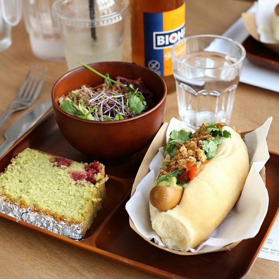 Bento Dog Veggie or Vegan Hot Dog ?

#regram <a href="/lefooding/">Le Fooding</a>
<a href="/audrey_leroy/">Audrey_Leroy</a> 

#letricycle #letricyclestore #paradis