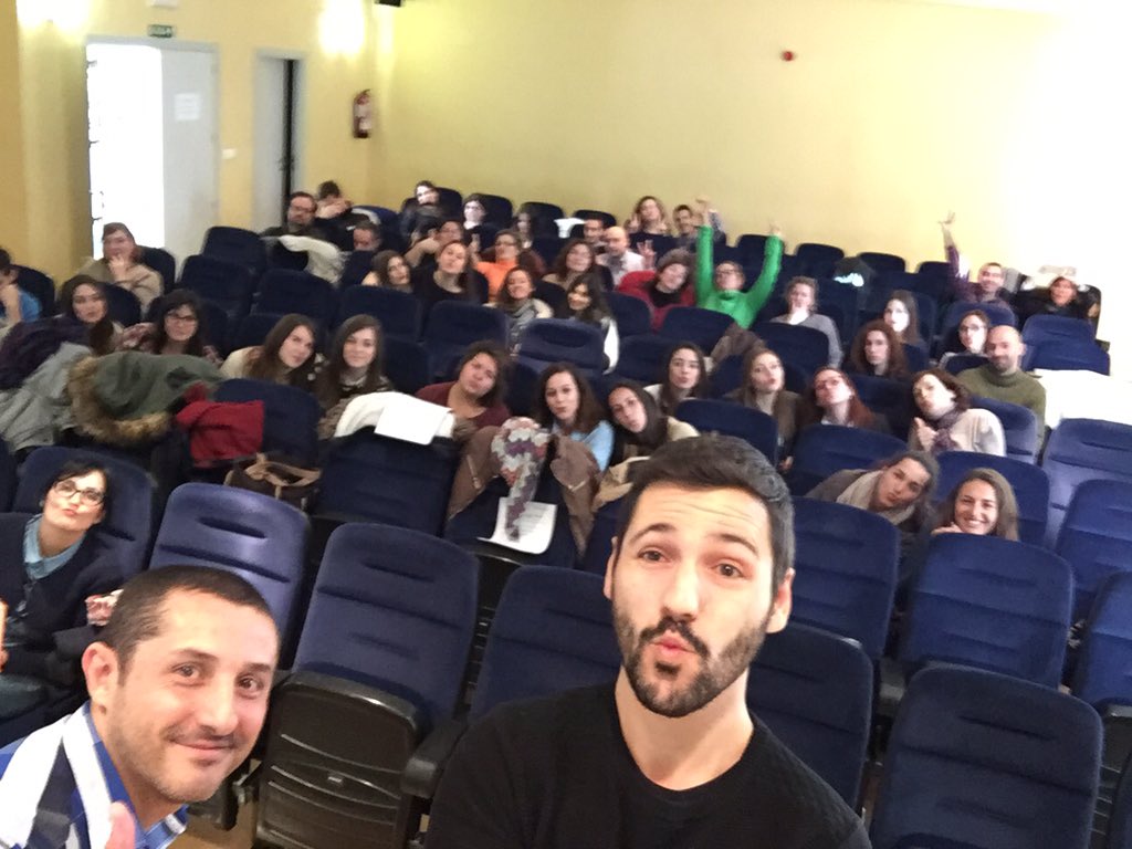Oleee!! Selfie "con morritos" con los chicos del #IESMonastil en las #IIIJornadasMonastil!! (Se puede votar) 😁