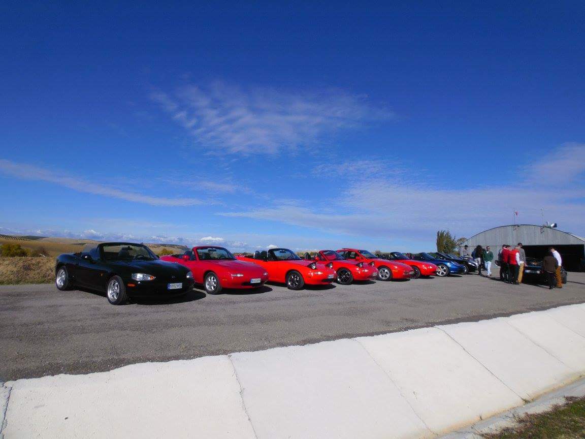 KurtubaMiata's tweet photo. Miata Kurtuba Team https://t.co/l0vXydNFac