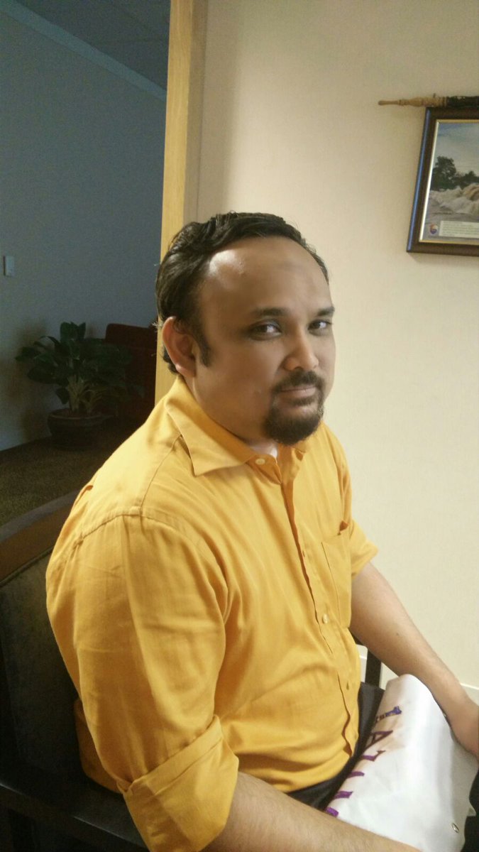 MohdAliTaib's tweet photo. Strength is when you have so much to cry for, but prefer to smile instead. #EVAW #stopvaw  #act2endvaw @JPWJOHOR https://t.co/ebDOK9FaPB