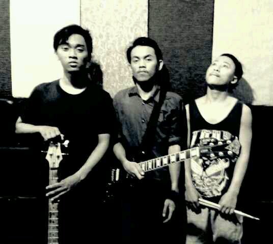 <a href="/FrozenGrizzle/">FROZEN GRIZZLE</a> | Pop Punk | Cp :  089667616790 | reverbnation.com/frozengrizzle4