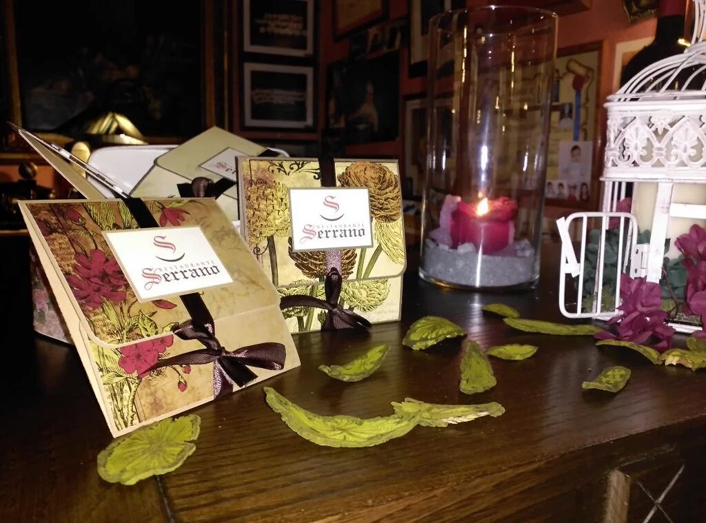 SerranoAstorga's tweet photo. Descubre los mejores regalos para esta Navidad!!#serranoastorga #igerleon #bonosregalo  https://t.co/kz0JXZXumd https://t.co/ImfC5fEqgh