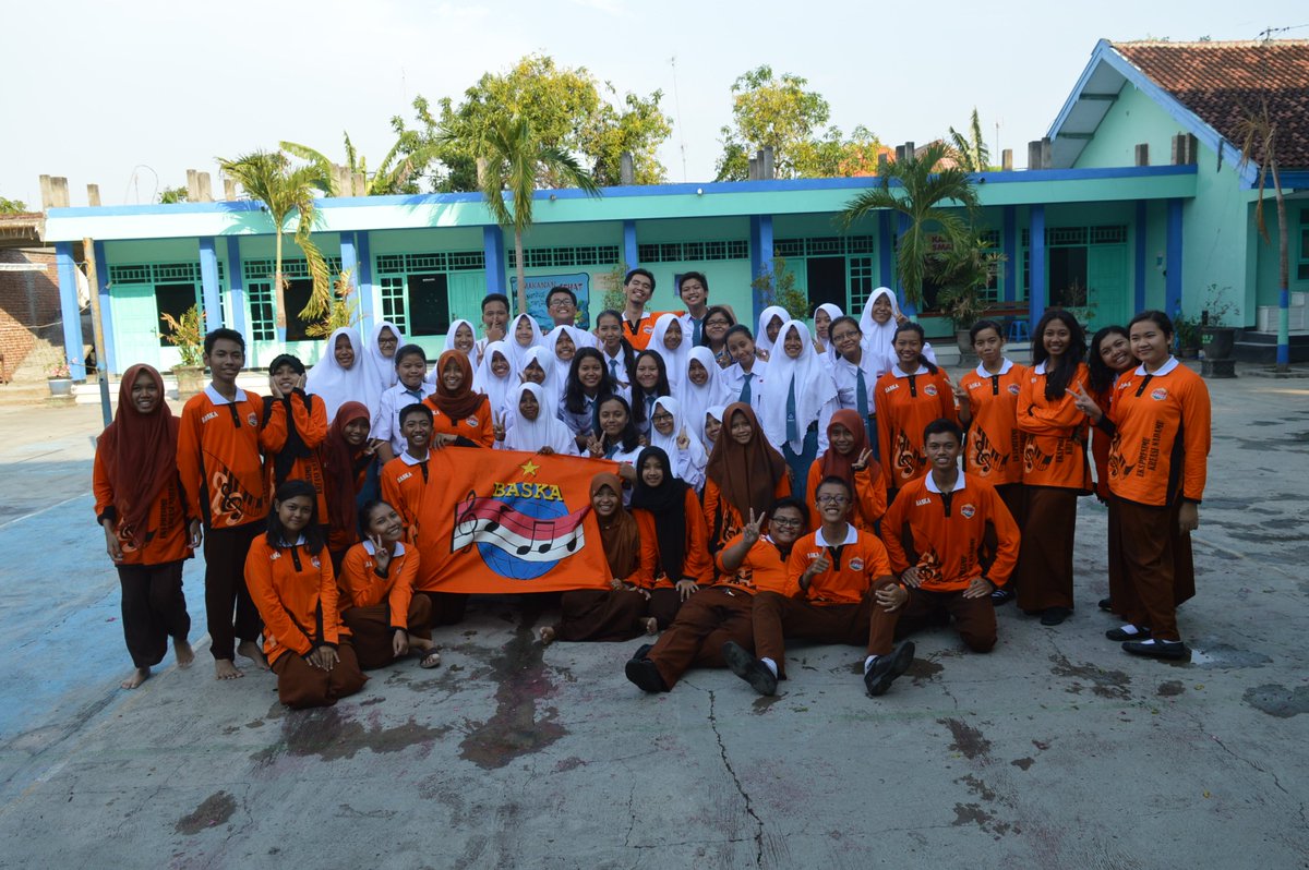 baskachoir's tweet photo. Minggu, 15 November 2015 ~ Penempuhan Badge Symphony 9 https://t.co/o3MieH6wD5
