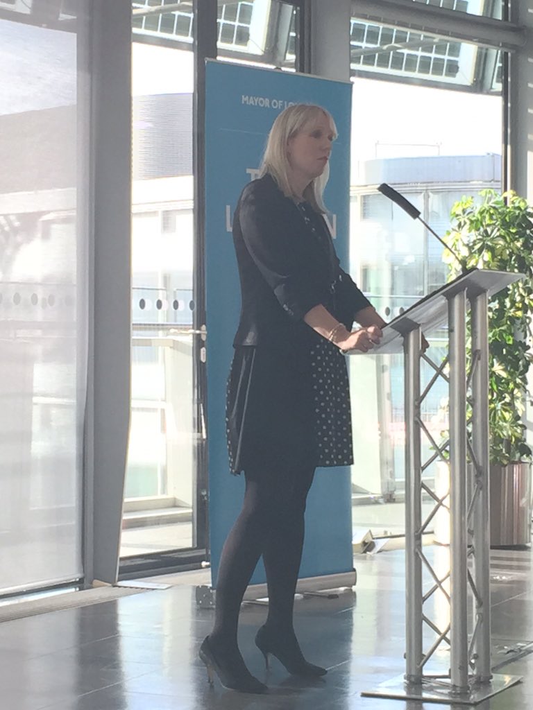 ShelleyEMDUK's tweet image. Amanda from @TeamLDN talking about the importance of volunteering to help YP find work #2Work