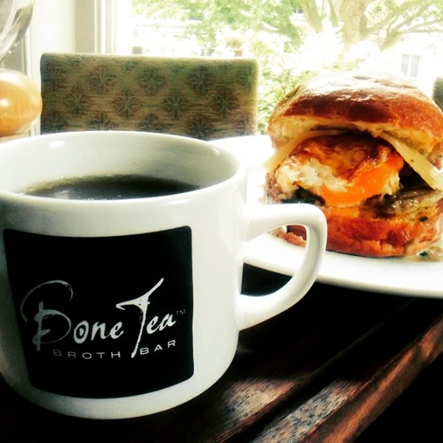 BoneT_BrothBar's tweet photo. #Brothandbuns #bestbreakfastever soon @ ourPermanent #BrothBar in Central London #bonebroth #organic #freerangeegg https://t.co/ched4Os0Qd