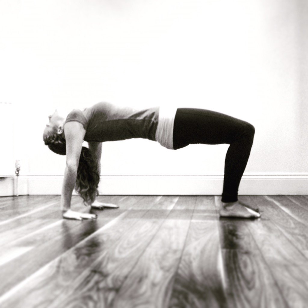 KateOatesYoga's tweet photo. Heart opening first thing feels amazing 💛 Puts a definite spring in your step! #TableTopPose #Yoga #London #N8 #N4 https://t.co/LnsUoiGUaM