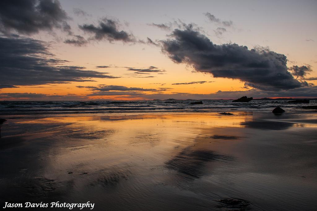 Broadhaven, Pembrokeshire @ruthwignall <a href="/katelewisITV/">Kate Lewis</a> <a href="/DerekTheWeather/">Derek Brockway - weatherman</a> <a href="/behnazakhgar/">Behnaz</a> <a href="/Morawelon/">Morawelon</a> #pembrokeshire