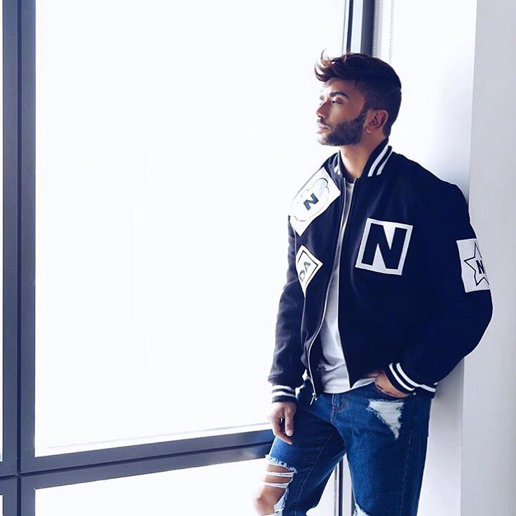 TheLuxuryArcade's tweet photo. @twistedcurlz in our @nicopanda bomber and @stevejandyonip jeans 🙌🏽💥 shop the look in store #TheLuxuryArcade https://t.co/lMO2bvyNZY