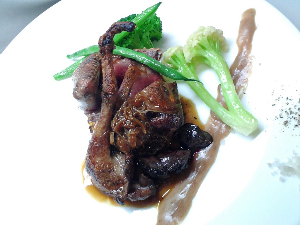 Mammayanomama's tweet photo. ピジョンのロースト
もう少しご用意出来ます！
ご予約ご来店お待ちしております！
ワイン食堂Mammaya０４８－２５５－００１７ https://t.co/M2svvHnqgT