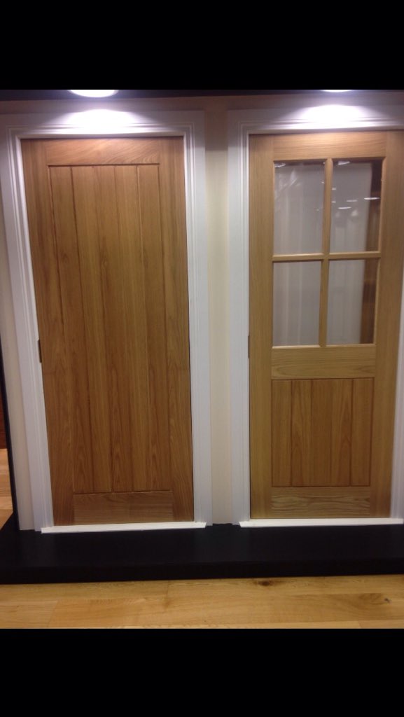 Super sale on oak mexicano doors. Solid - £75 cash
Clear glass - £110 cash
Grab a bargain!!