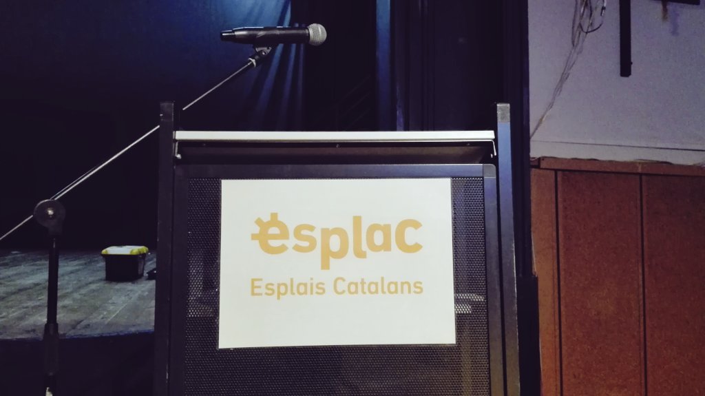 esplaiscatalans's tweet photo. Ultimant preparatius per l' #AGOEsplac15 a Molins de Rei #ResNoEnsAtura https://t.co/NOqCtat7A7