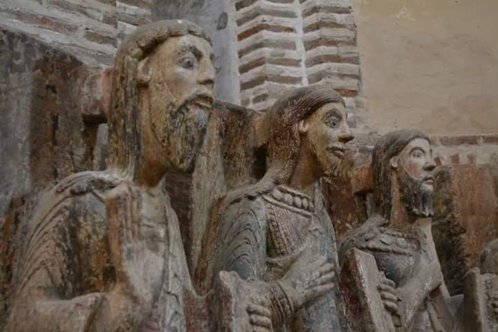cylromanica's tweet photo. Apostolado #románico. Iglesia de San Juan. Alba de Tormes #Salamanca https://t.co/hT1cx4ADds
