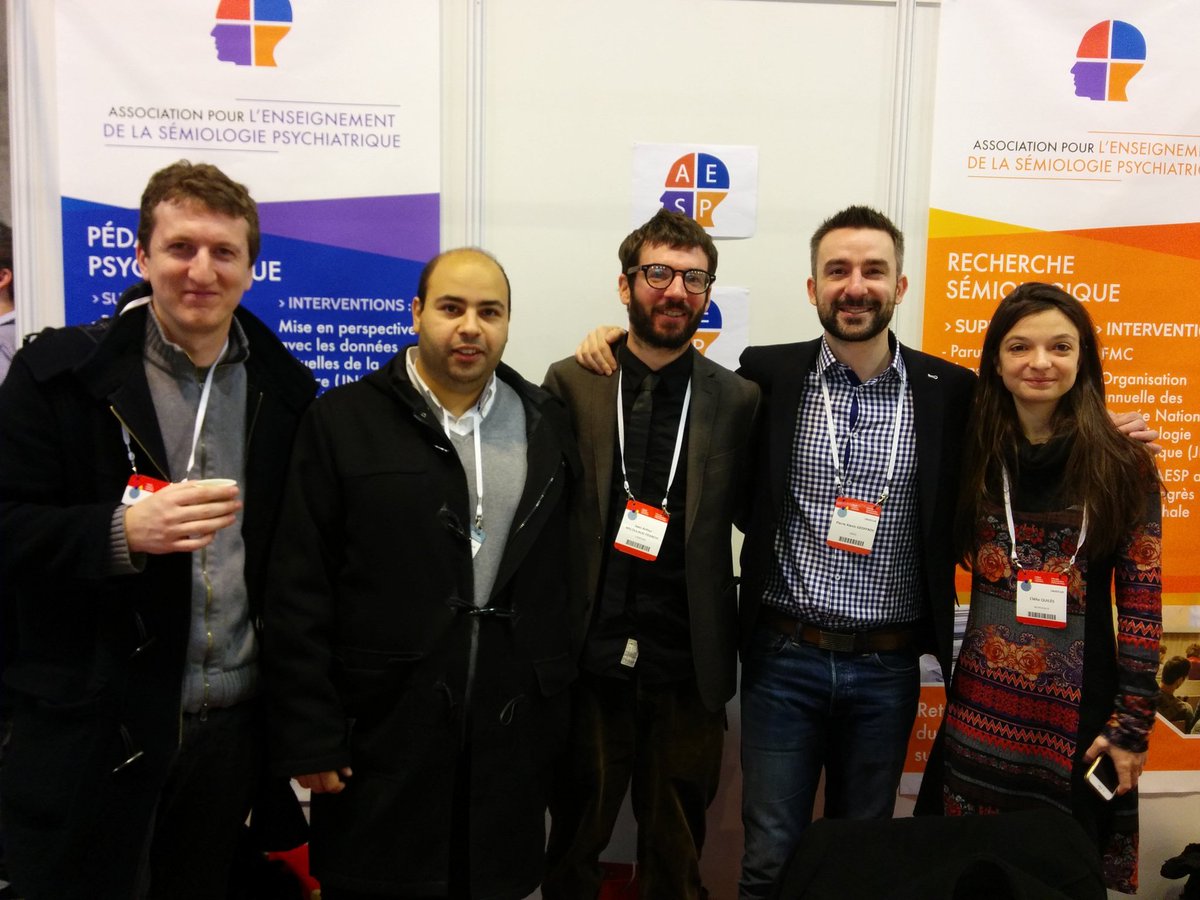 AssoAESP's tweet photo. L'équipe de l'aesp vous accueille à son stand ! #CFP2015 @CfpNathalie @caimadja @pa_geoffroy https://t.co/HJyox7azqK