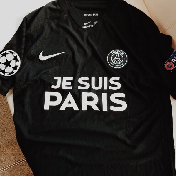 tsffanzone's tweet photo. #PSG's shirt tonight v #Malmo https://t.co/LZBRftjLc6