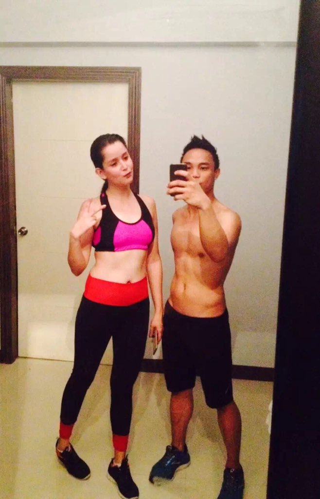 teejay030992's tweet photo. Still needs to work harder for my abs to show again 😏 #BeenWorkingOut #Fitspiration https://t.co/tv1CJPpdB1