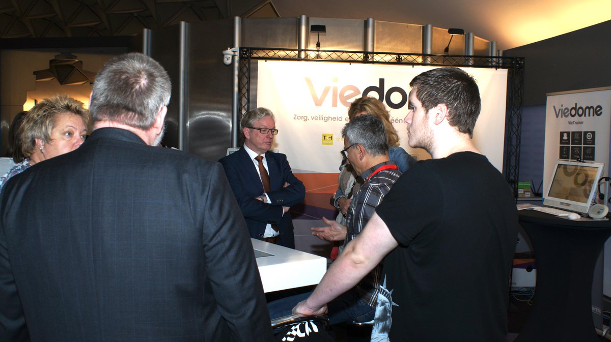 ViedomeDESC's tweet photo. De 10e editie van de beurs Domotica &amp; Slim Wonen was wederom succesvol, met stand en lunchsessies van Wuzzi en Obli https://t.co/Pa3zsojWZi