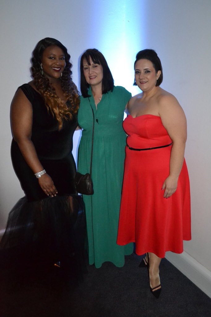 TPC_2015's tweet photo. With the lovely Liz from @CurvyClothes and @DeedsyFBaby at the #britishplussizeawards #theplusconnection #tpc2015 https://t.co/CkgokEU783