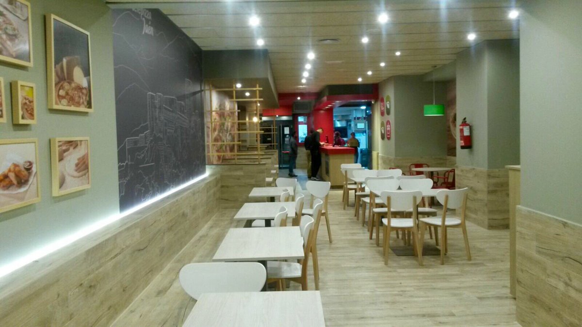 telepizzajaen's tweet photo. Conoce nuestro renovado local en Avda de Madrid https://t.co/Z74hUCiVt6