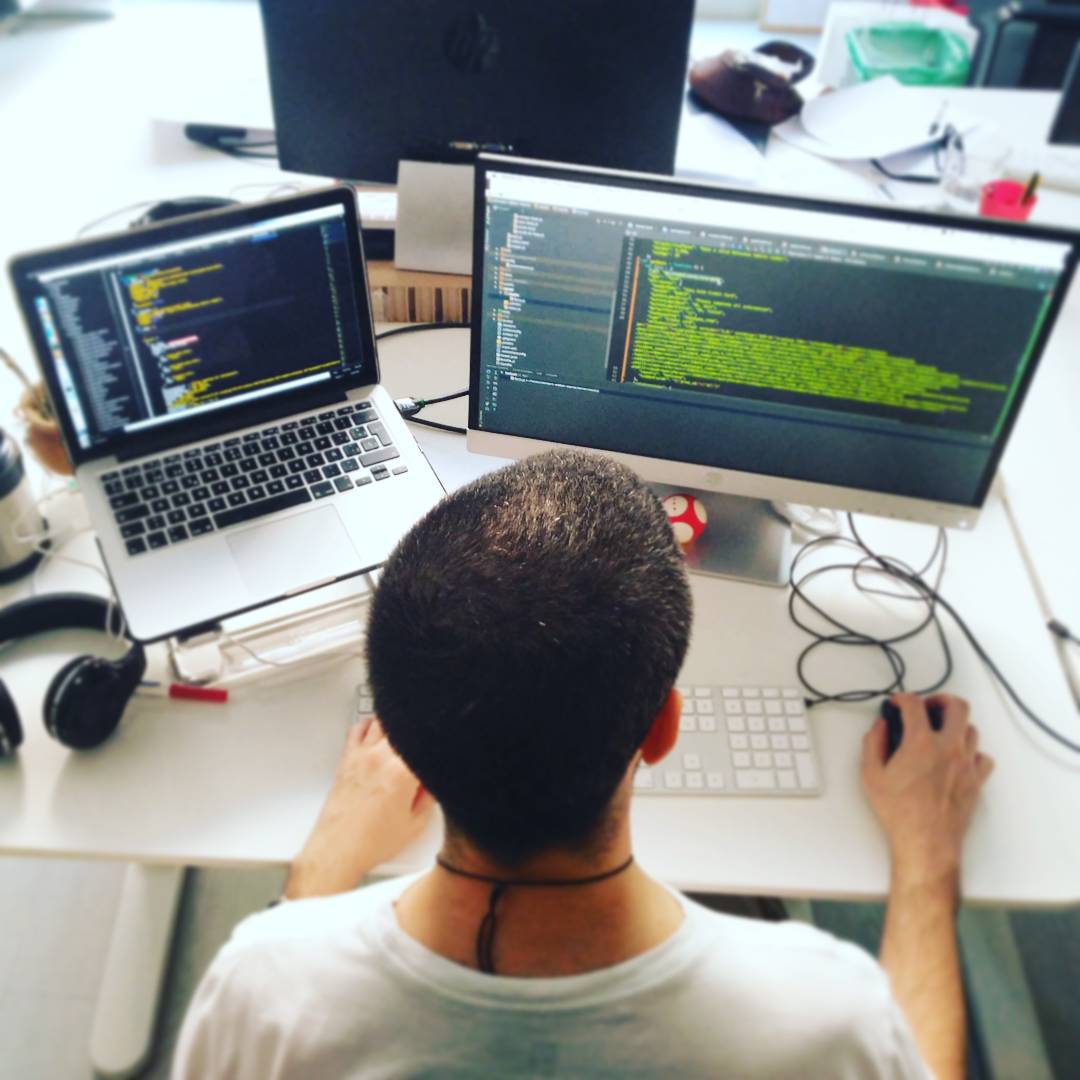 codecantor's tweet photo. Buscamos desarrolladores junior de #emberjs: jobs@codecantor.com 
PD: Si es en Madrid, mejor, si no, lo hablamos :) https://t.co/ScUyOg1D37