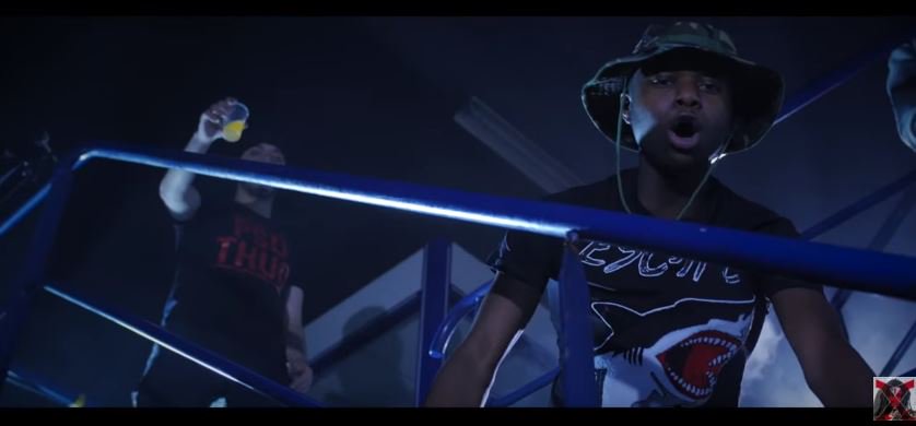 buzzdefou's tweet photo. Découvrez «Toujours à l'heure» le clip de Pso Thug feat Kranmax #TookiePerformance => https://t.co/qLyLlMX1qh LOURD https://t.co/mXBeW0lqEK