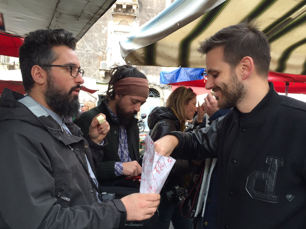 FUDbottega's tweet photo. Tra pescheria e fiera #fudtur https://t.co/hh11RtVoQv