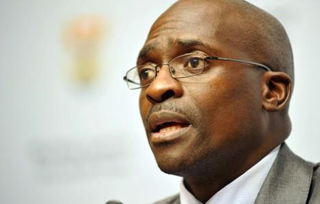 eNCA's tweet photo. Home Affairs to effect visa changes https://t.co/UP2EqlPZ2p https://t.co/fdcBuHupfO