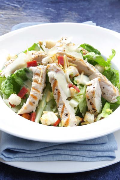 WelshBrosUk's tweet photo. Save on prep time with 2.5kg Cooked Chicken Strips. Perfect for Salads, sandwiches &amp; more! https://t.co/WPSnbrRQua https://t.co/d19gnP24bc