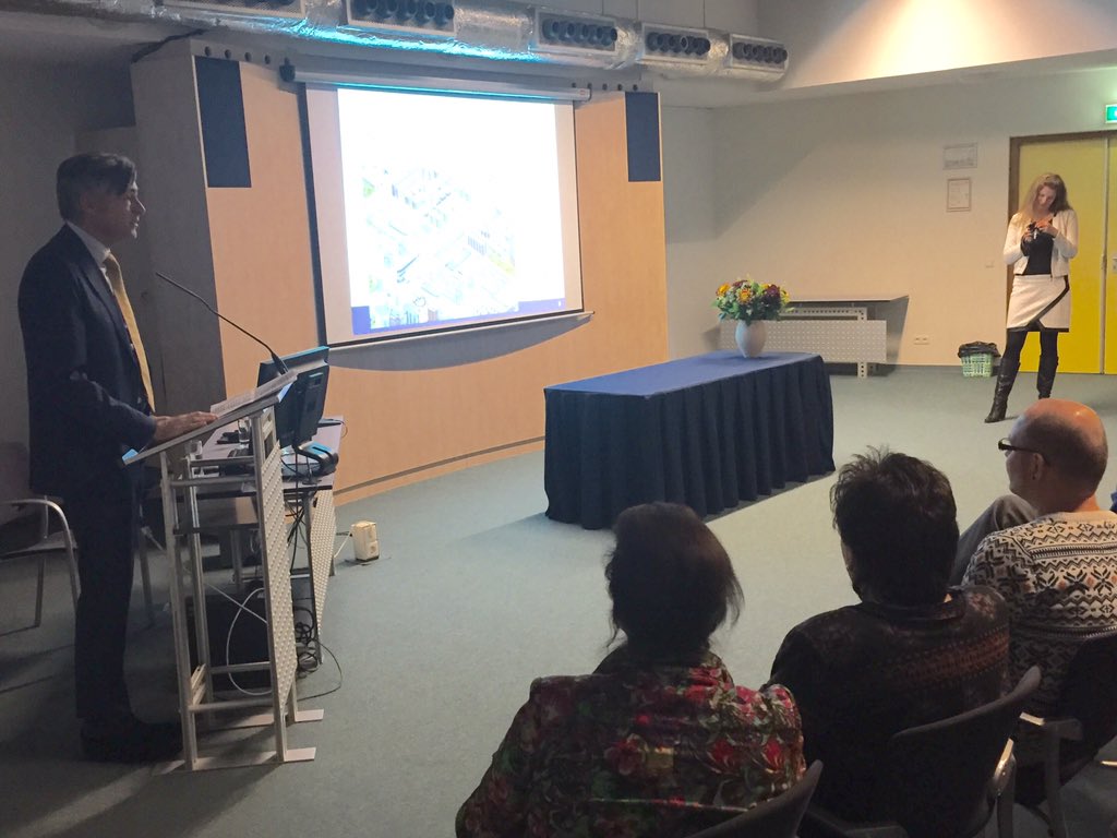 #OpenPoortPrijs 2015 @EIC <a href="/AdriaanVisser/">Adriaan Visser</a>: 'heel veel gaat goed, maar instroom jongeren in haven verder bevorderen