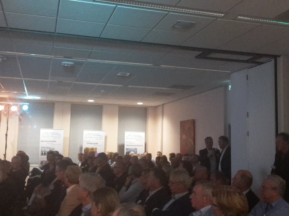 GreenpXperience's tweet photo. Virtueel platform @hortivalley wordt aangestipt Door @MarcelvdHoeven https://t.co/cQ8Ry4XZFr