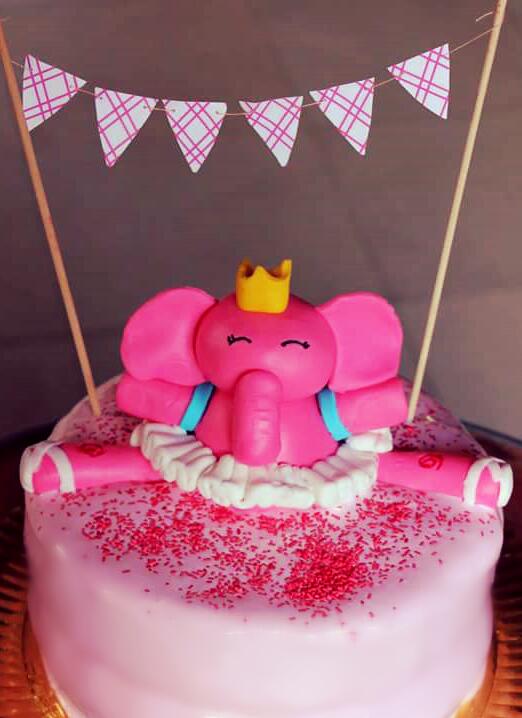 francescotortas's tweet photo. La bailarina mas dulce! #elly #pocoyo #cake #pastry https://t.co/5U36ihndE9