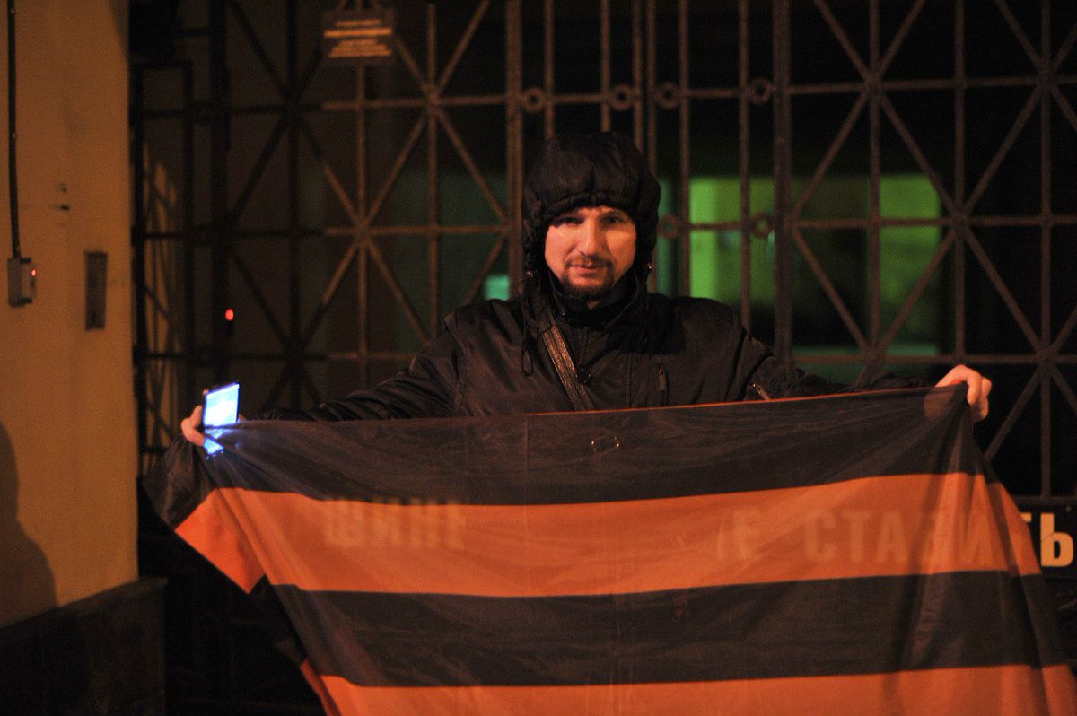 Ryzhov_D's tweet photo. Пикетчики #НОД вчера у посольства Турции в #Питер.
#Ударвспину https://t.co/s4pY5ZQyEC