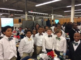langfordlabs's tweet image. Our #BowtieAndBrunch attendees are looking sharp #TopDog #mentorprograms #RichlandTwo #LESlabs