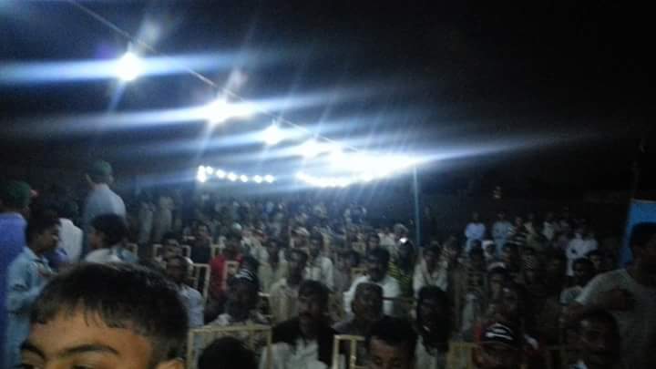 benazeernoor's tweet photo. NomanAbdullahMurad addressing in huge jalsa at Gharibabad PS127 #LG2015 https://t.co/yQ8m2zSafu