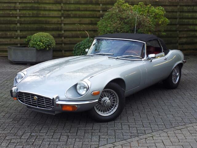 FleetSelect's tweet image. Deze Jaguar "E" TYPE 5.3 V12 Roadster Manual staat morgen in de personenautoveiling. bit.ly/1R6fttr
