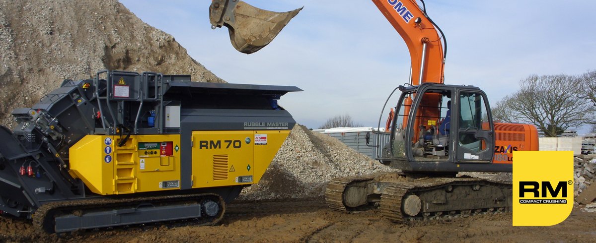 rubblemasteruk's tweet photo. Impact crushers are the way forward.. The final product is perfect from compaction  to pipebedding.. (20mm -) https://t.co/gsva6U7Jbv