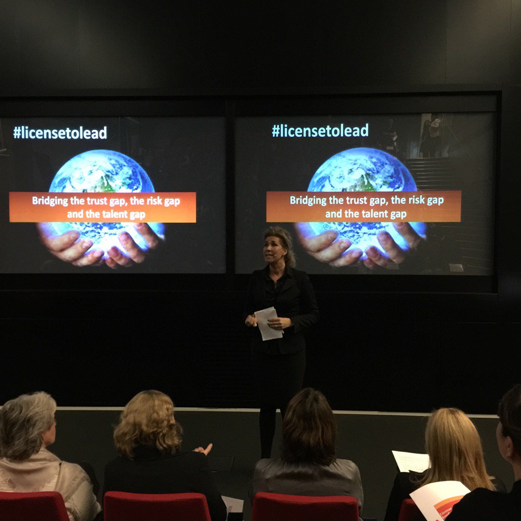 MereteSupergirl's tweet photo. Hvor godt forberedte er norske ledere på fremtiden? @BenjaFagerland åpner #licensetolead konferansen #WomenSp3akers https://t.co/mnRcMAnVbr